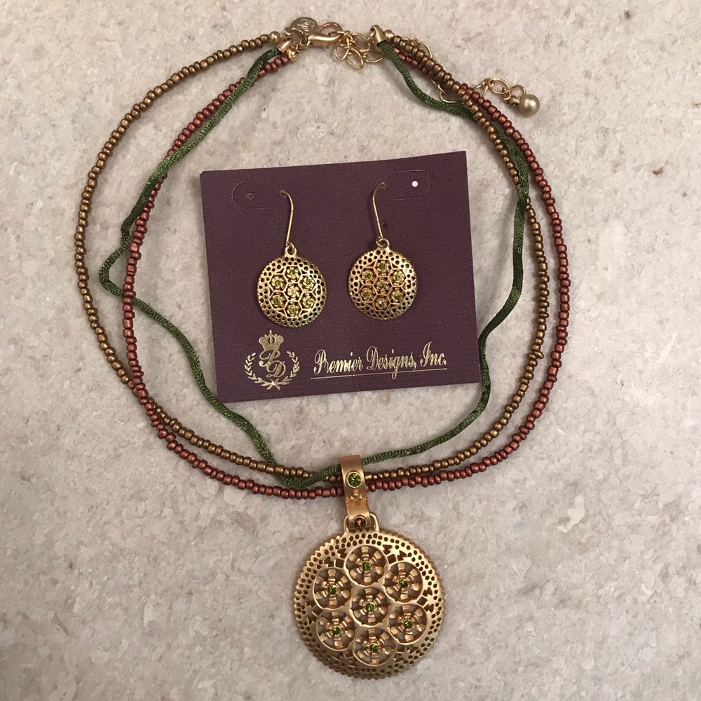 Beautiful Premier Design necklace and earring set